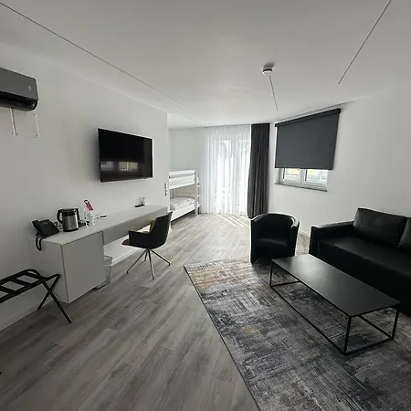 Andante (adults Only) 4* Rust