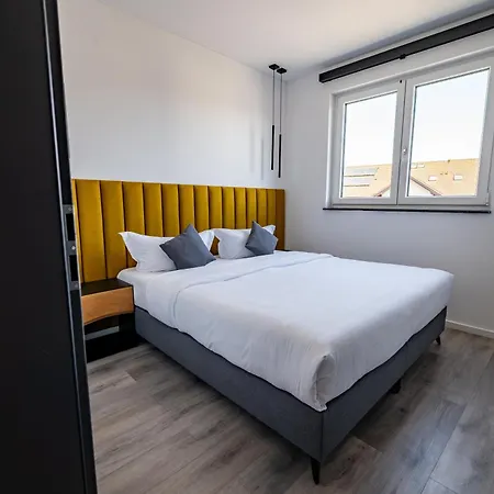 Andante (adults Only) 4*