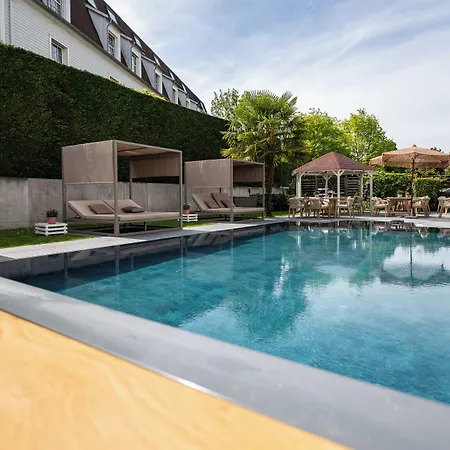 Andante (adults Only) 4* Rust
