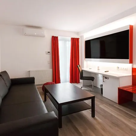 Andante (adults Only) 4*