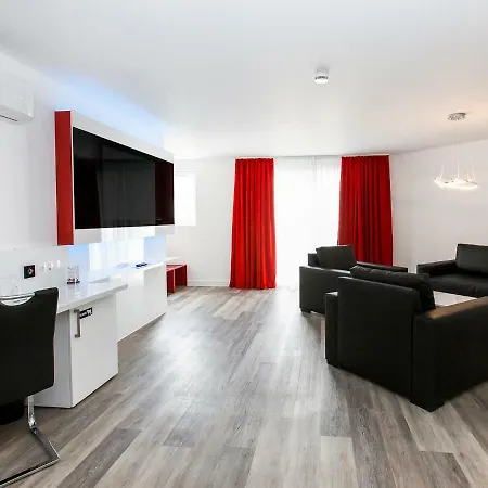 Andante (adults Only) 4* Rust