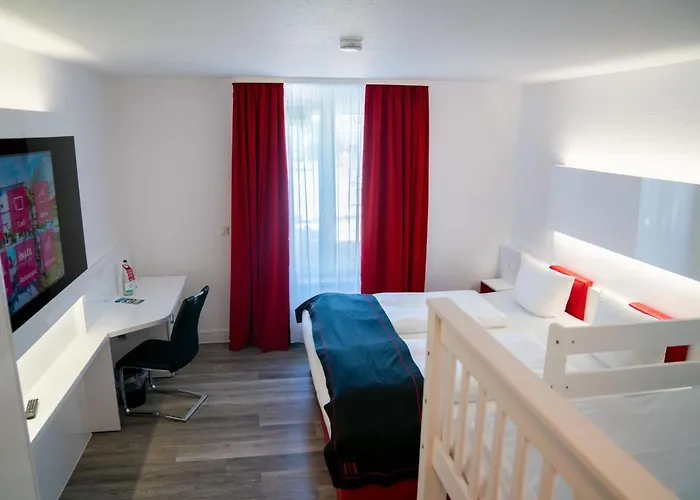 Andante (adults Only) 4*