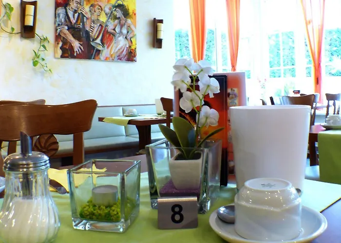 Andante (adults Only) 4* Rust